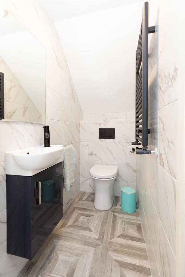 Bective Stud Apartments นาวัน ภายนอก รูปภาพ