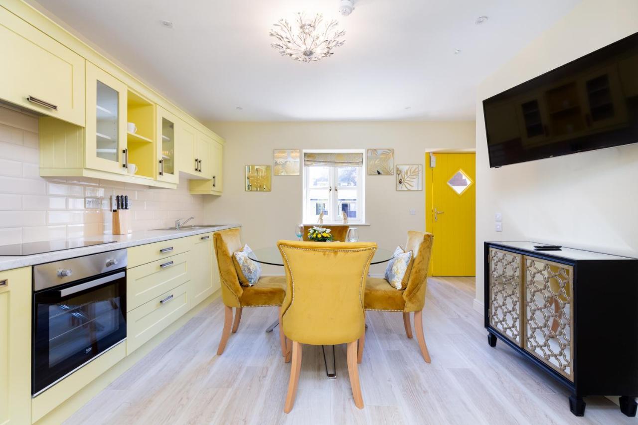 Bective Stud Apartments นาวัน ภายนอก รูปภาพ